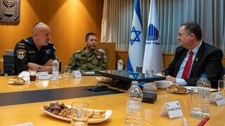 שר הביטחון ישראל כ"ץ בדיון שקיים בעקבות אירועי האלימות נגד חיילי צה"ל וכוחות הביטחון בחטמ"ר בנימין