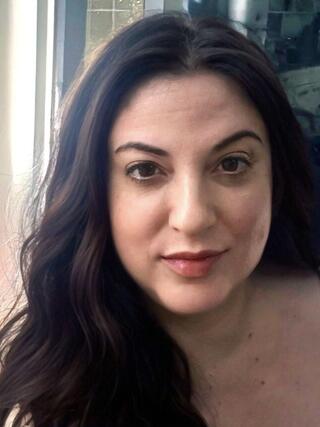 Keren Shahar קרן שחר