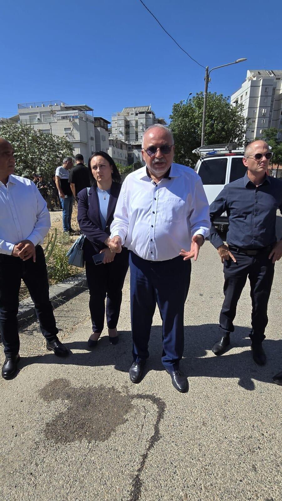 Фракция НДИ на месте убийства Павла Розова в Лоде 