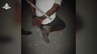 תיעוד מהתעללות וירי אנשי חמאס לעבר תושבים