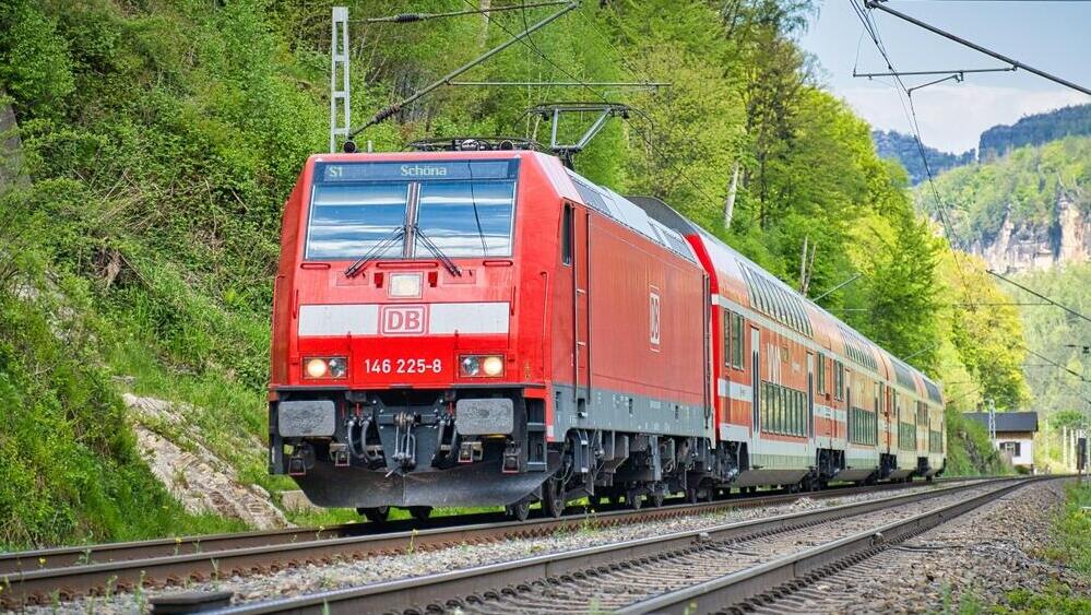 גרמניה רכבת