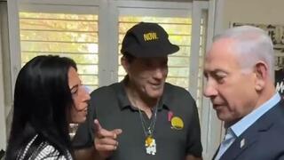 תיעוד ראשון מתוך המפגש כעת בניר עוז: ראש הממשלה נתניהו ועינב צנגאוקר