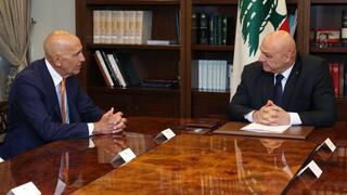נשיא לבנון ג'וזף עאון נפגש עם תומאס ברק השליח האמריקני