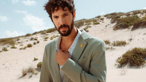 שקד ביטון בקולקציית אביב-קיץ 2025 של דורון אשכנזי