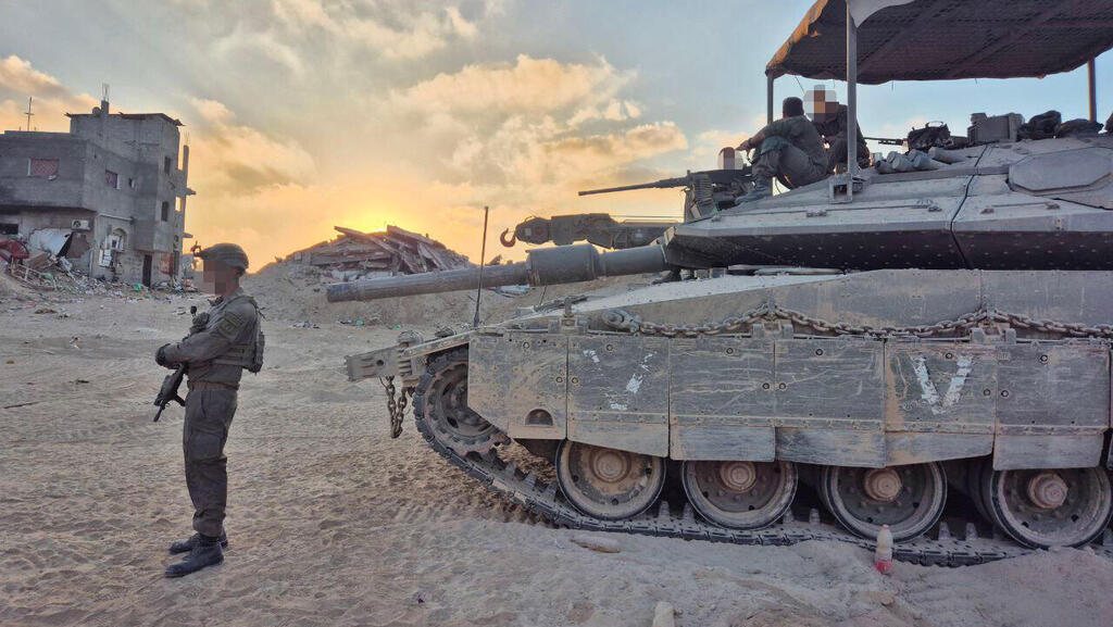 יואב קרן בג'באליה עם מח"ט 401