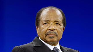 נשיא קמרון פול בייה בן 92 רץ לעוד כהונה