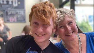 איריס חיים ובנה יותם חיים ז"ל