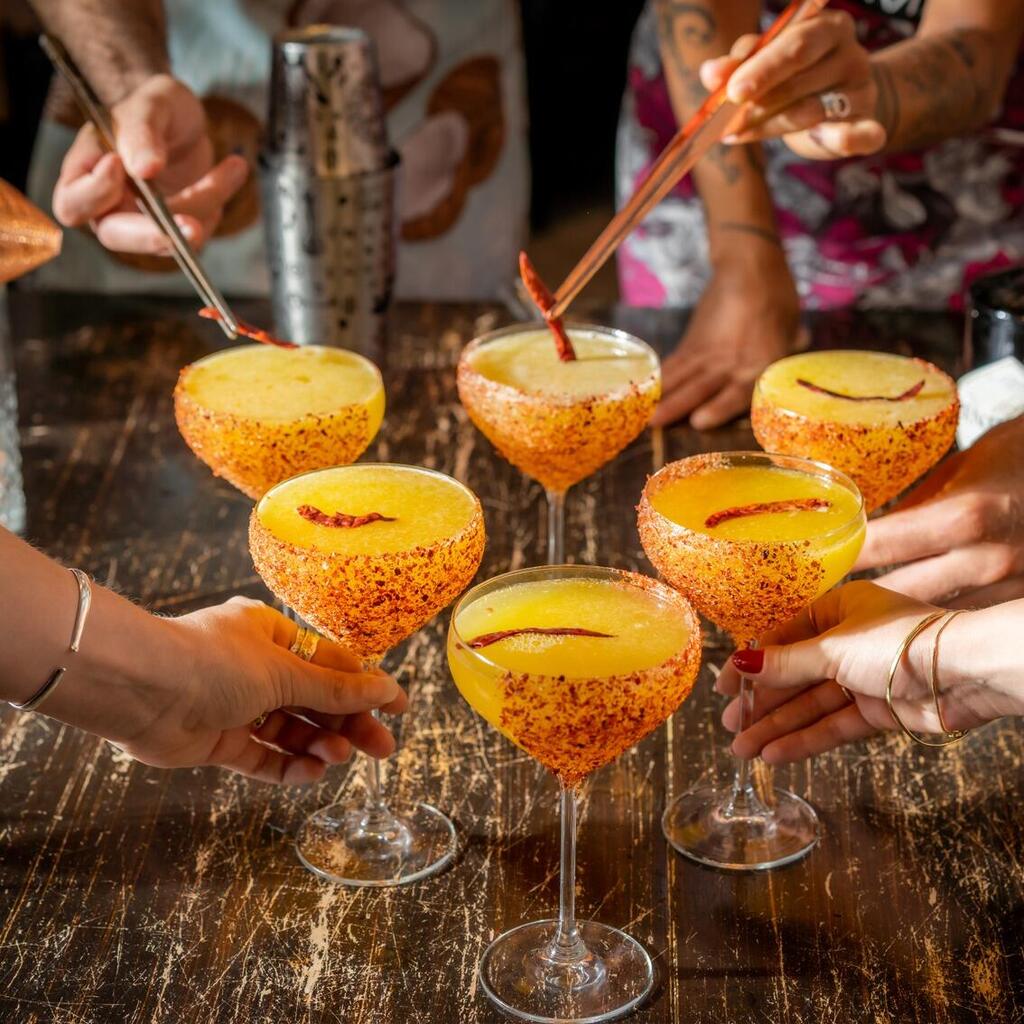 הקוקטיילים של האלכימאי