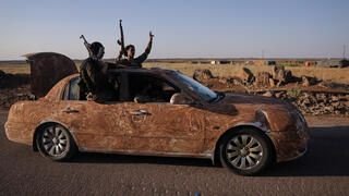 לוחמים בדואים סורים תוקפים את הדרוזים