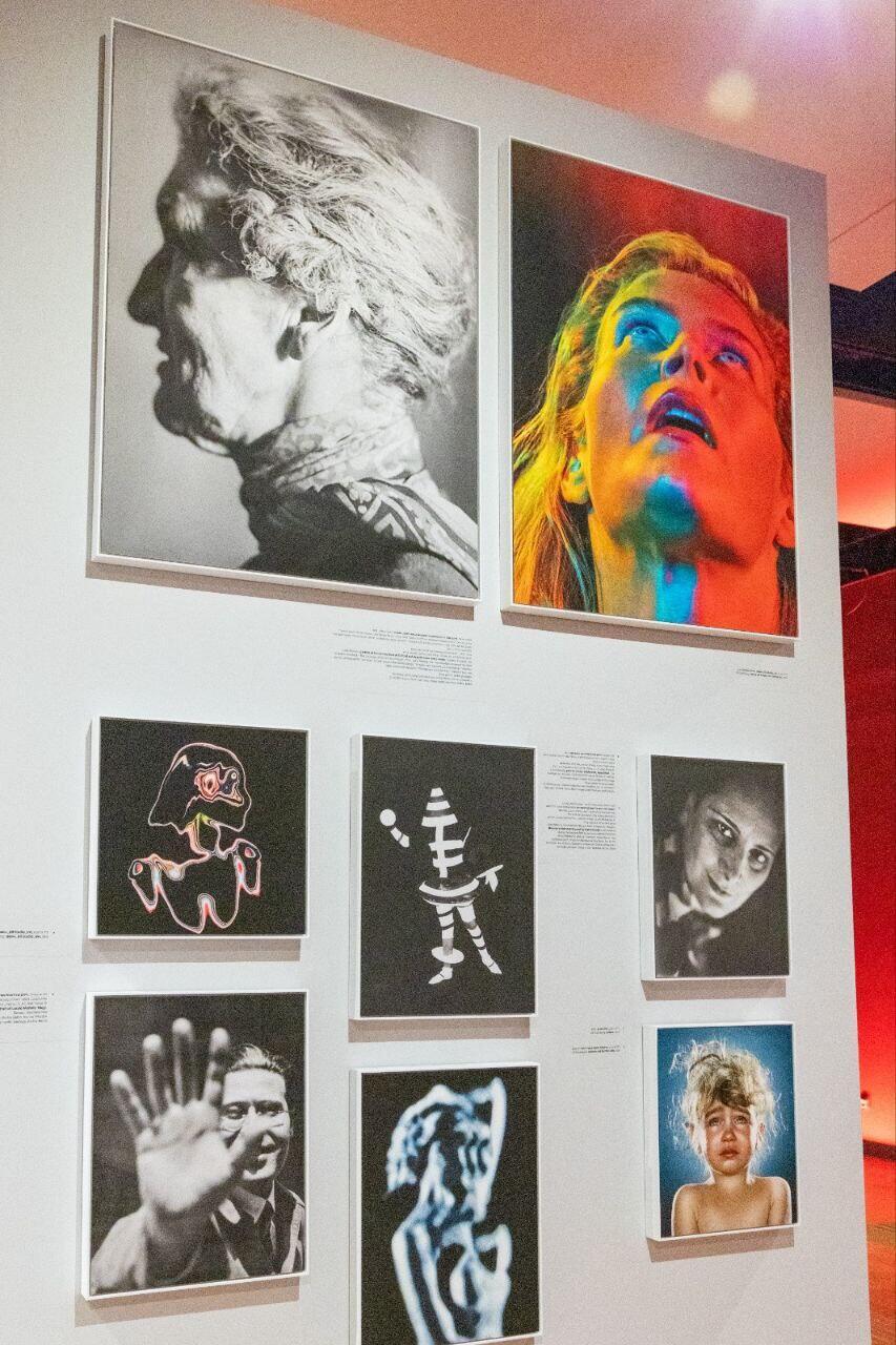 Фотовыставка "20+20" в музее АНУ