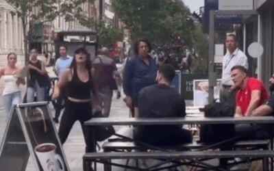 האישה האנטישמית שתקפה יהודים בלונדון