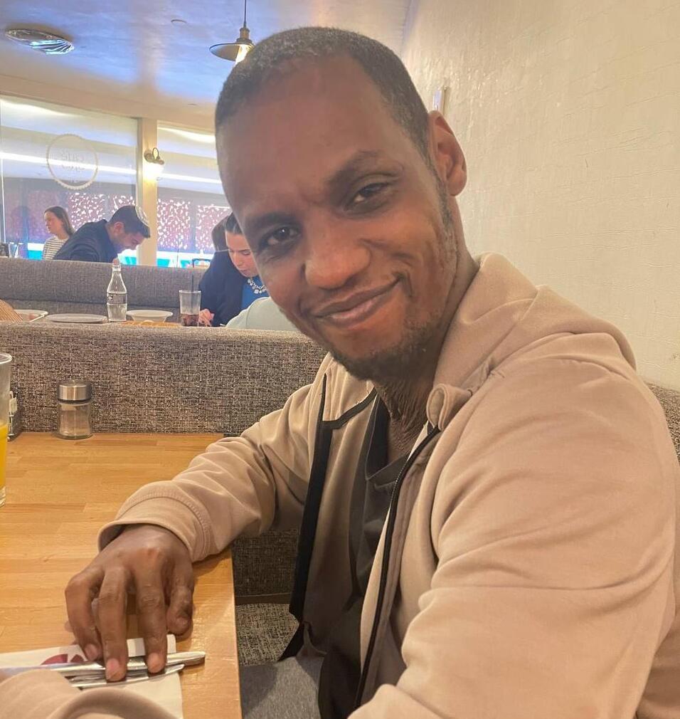 אברה מנגיסטו משוחרר מבית החולים