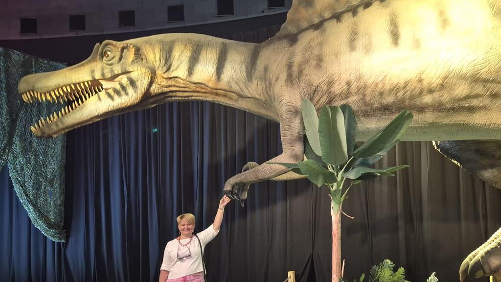 На выставке Jurassic World 