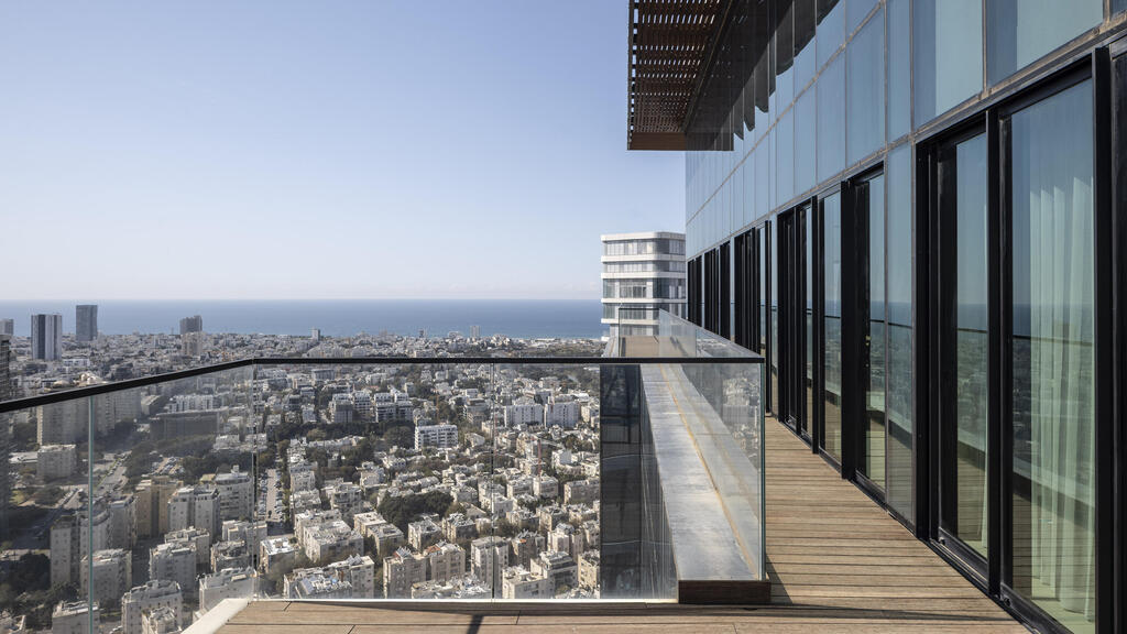 פנטהאוז במגדלי בבלי, אדריכלות: גל נאור, ריהוט: אריק בן שמחון