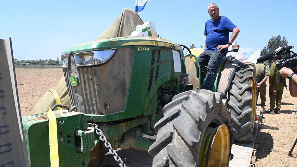 כוחות גבעתי איתרו טרקטור שנגנב מקיבוץ כבר עזה בשביעי באוקטובר