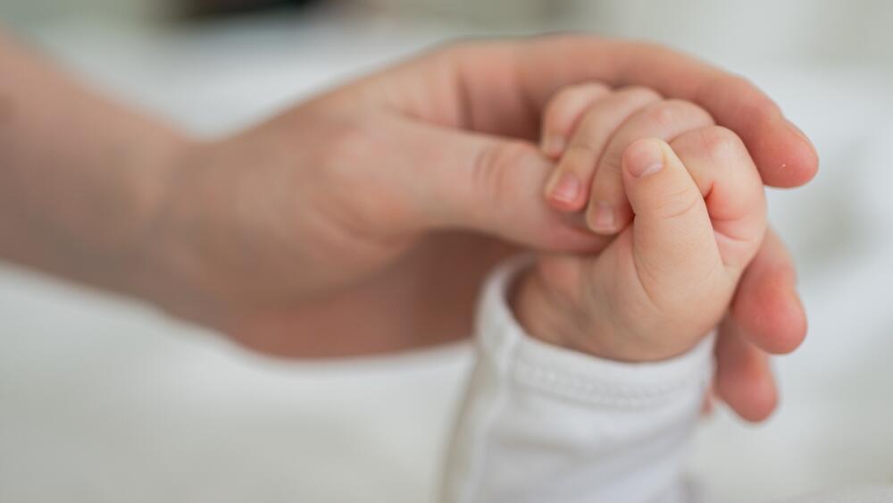 Младенец, иллюстрация (Фото: shutterstock) לידה