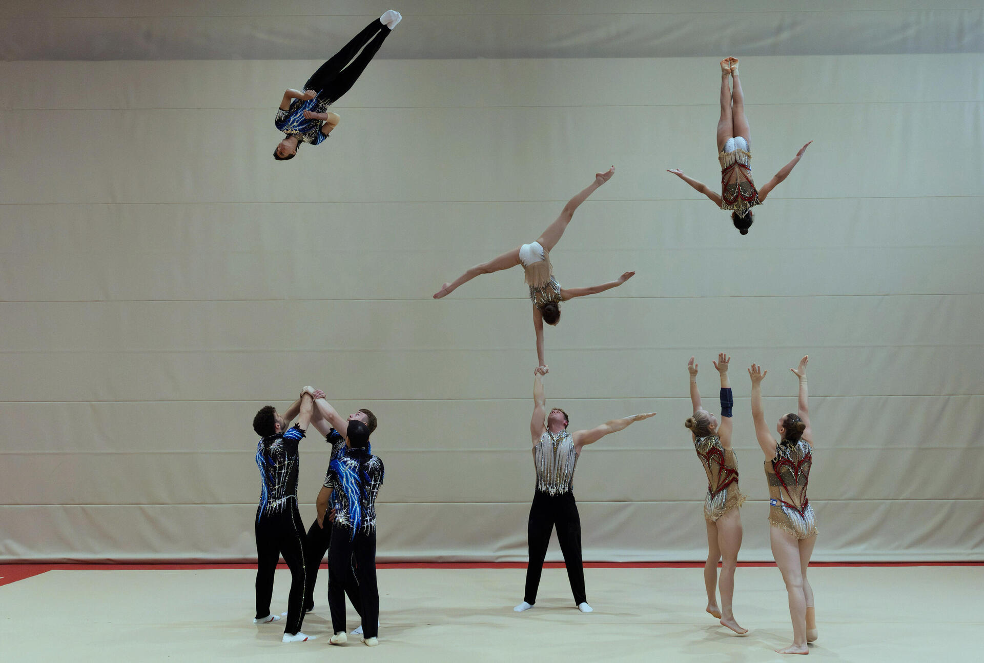 קרקע-אוויר. נבחרת ישראל באקרובטיקה 