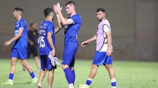 אונדרז'יי באצ'ו מודה לאוהדים