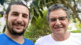 זהר חוברה עם בנו עדו שנרצח ב-7/10
