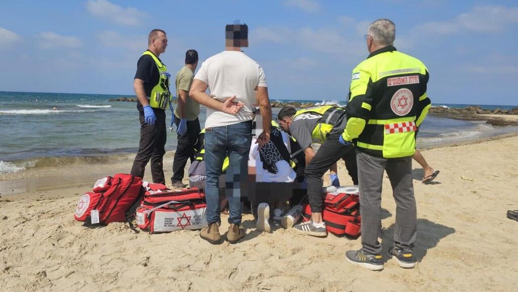 כוחות מד"א בחוף הכרמל