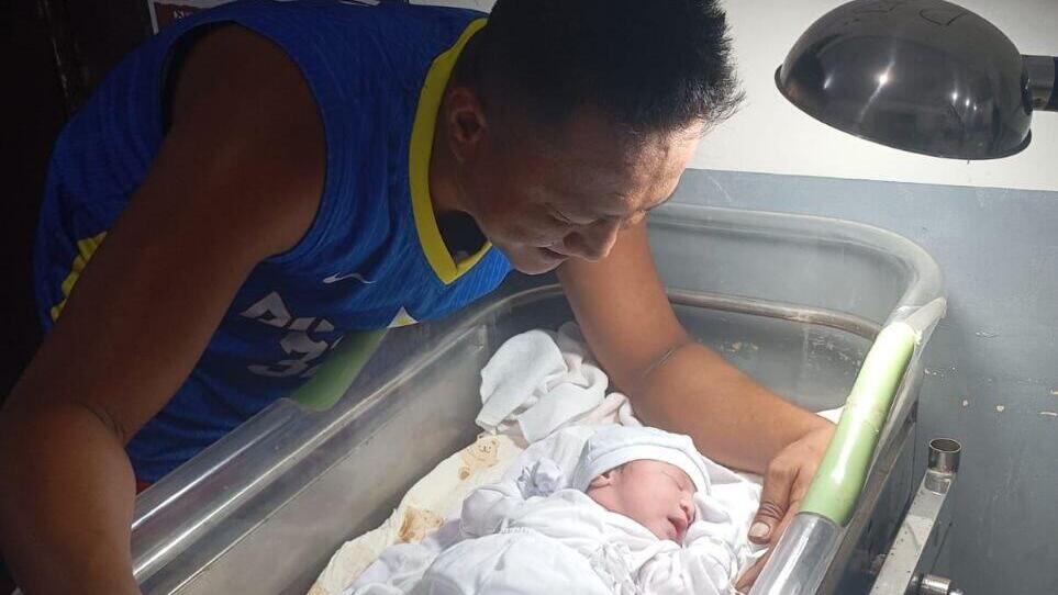 שורד השבי ג'ימי גאלינור פאצ'קו בלידת ביתו