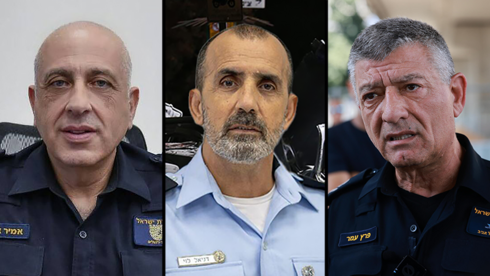 מפקד מחוז ניצב פרץ עמר, ניצב אמיר ארזני , מפכ"ל דני לוי 