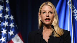 פאם בונדי, התובעת הכללית של ארה"ב