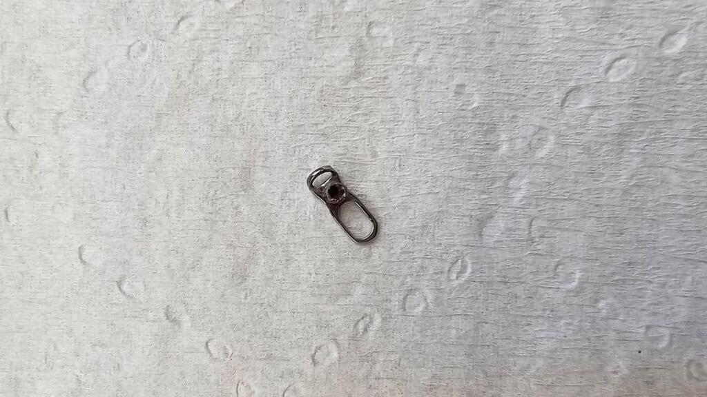 פירסינג נבלע לחזה של אושיית רשת מנתניה