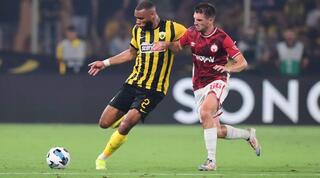 איגור זלאטנוביץ' במאבק עם הארולד מוקודי