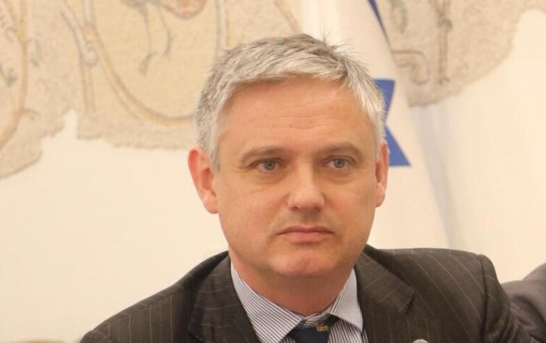 Lord Walney (John Woodcock) 