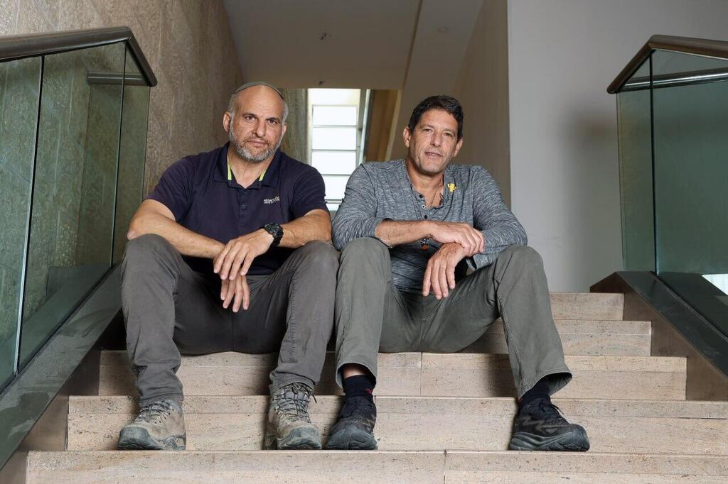 יזהר ליפשיץ (מימין) ואליהו ליבמן