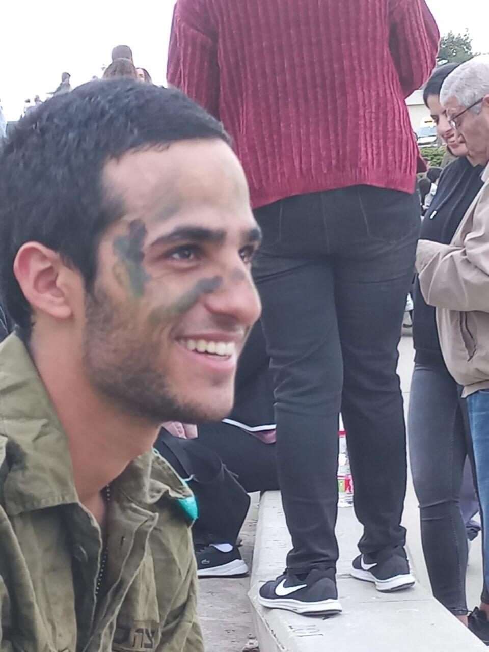 נמרוד כהן ואימו ויקי 