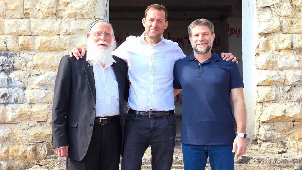 בצלאל סמוטריץ' ומשפחות גרעין השיבה בביקור בשא-נור