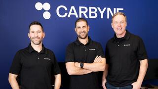 מימין: כריס היל COO, אמיר אליחי CEO ויו"ר, אלכס דיזנגוף CTO