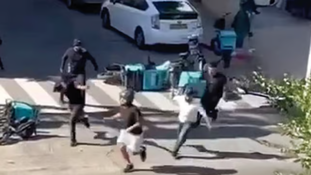 תקיפת שליחי וולט בראשון לציון