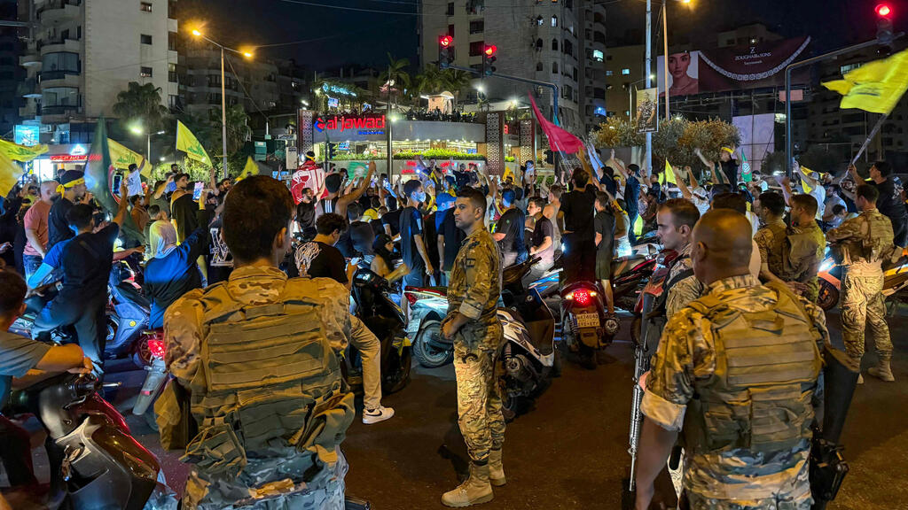 תומכי חיזבאללה מפגינים בביירות, 7.8