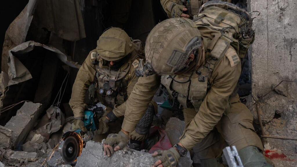 Photo: IDF לוחמי ולוחמות יחידת חילוץ והצלה של פיקוד העורף ברצועת עזה