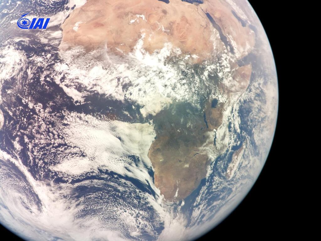 כדור הארץ, בתמונה שצילם הלוויין "דרור 1"