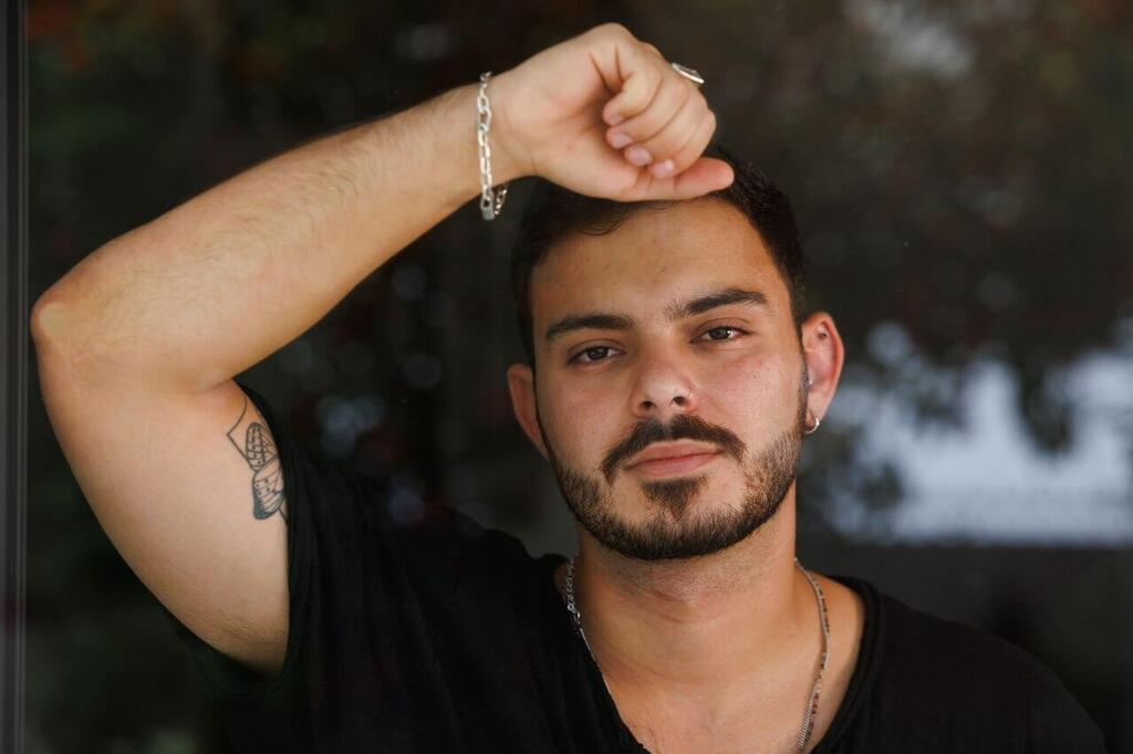 עומר ונקרט עם אימו ניבה ואביו שי 