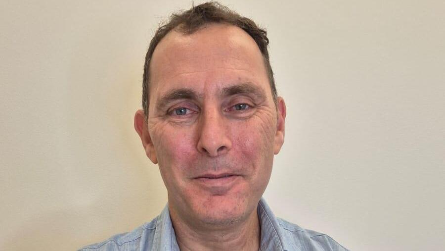 ד"ר איל יעקבי, סגן מנהל המערך האורתופדי במרכז רפואי מאיר מקבוצת כללית