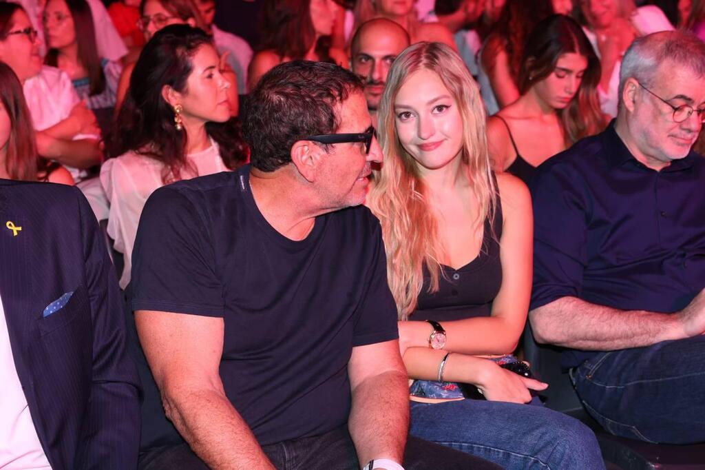 איל ולדמן בת זוג מאיה תצוגה שנקר 