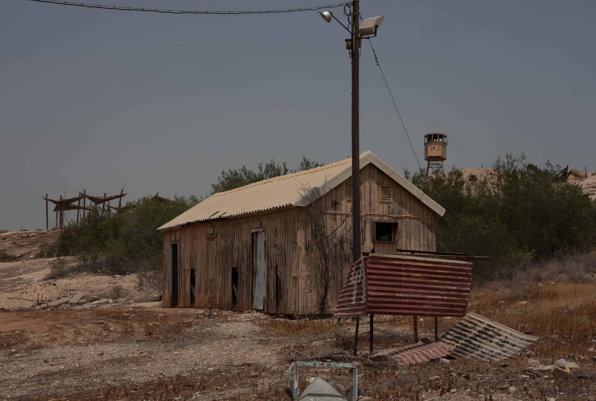 בקתת שמירה ישנה בקיבוץ גלגל 