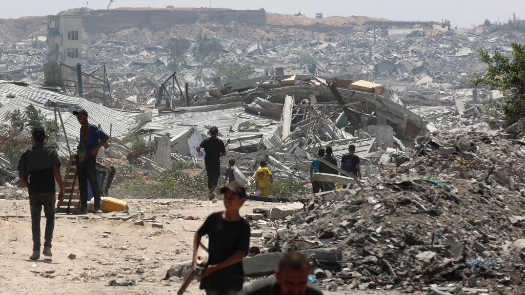 Destruction in Gaza (Photo: Omar Al-Qattaa / AFP) שכונת א-תופאח בעיר עזה