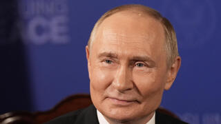 דונלד טראמפ וולדימיר פוטין בפסגה באלסקה