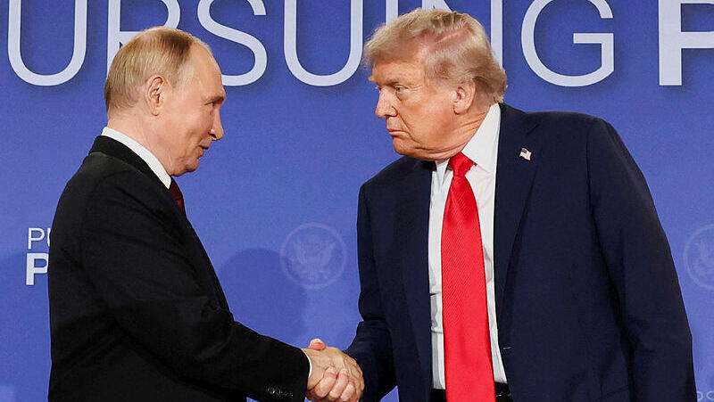 מסיבת העיתונאים של טראמפ ופוטין באלסקה