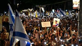 עצרת בכיכר החטופים ביום "ישראל עוצרת"