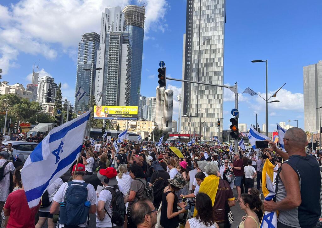 מחאת רופאות ורופאים למען החטופים במסגרת יום העצירה
