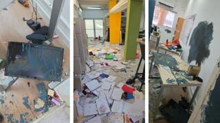 Разгромленные помещения в одной из школ Холона 