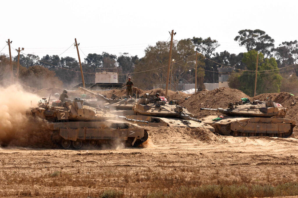 IDF forces on the Gaza border (Photo: Jack GUEZ / AFP) כוחות צה"ל בגבול רצועת עזה