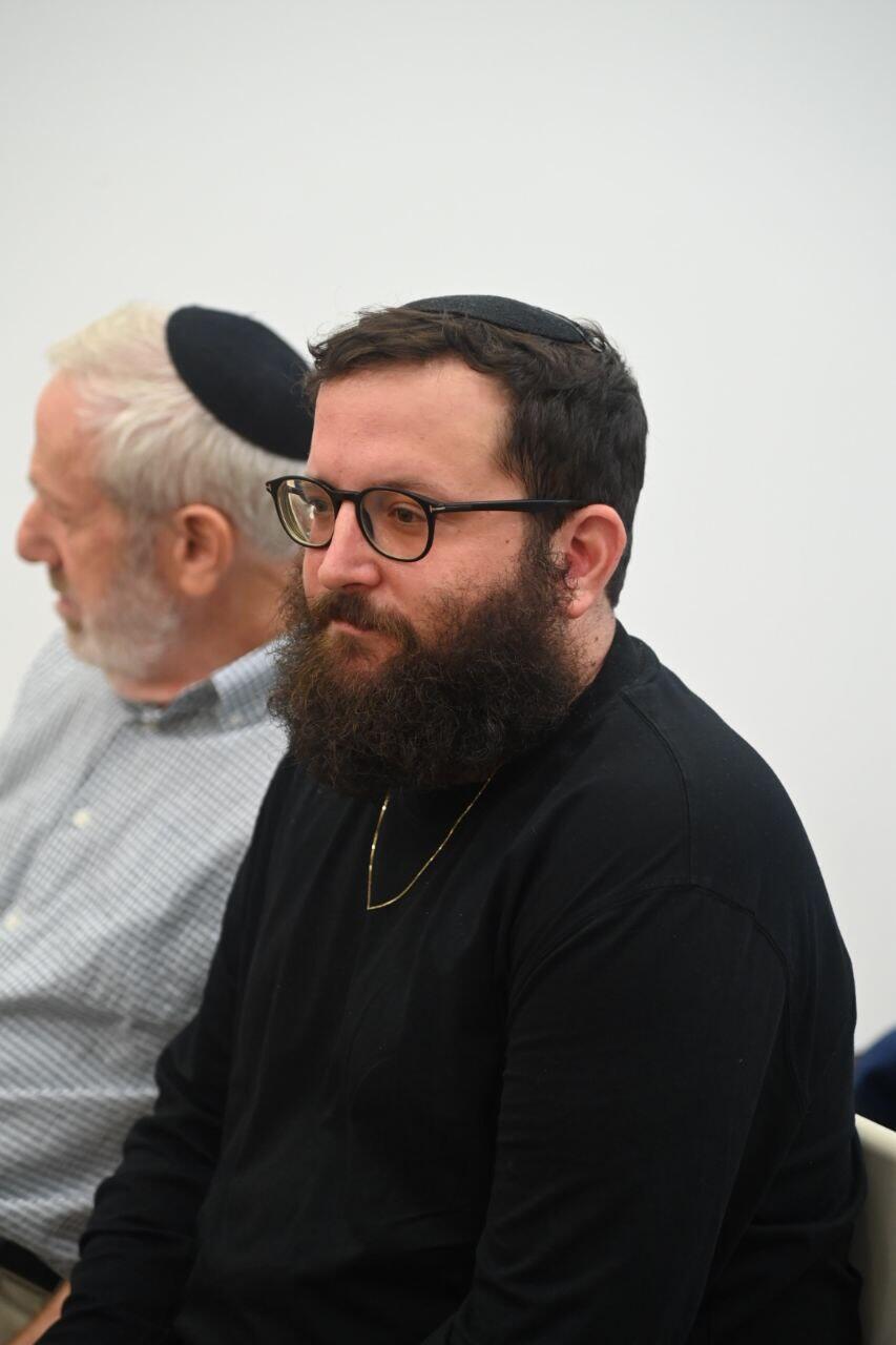 אוריך בדיון ההגבלות